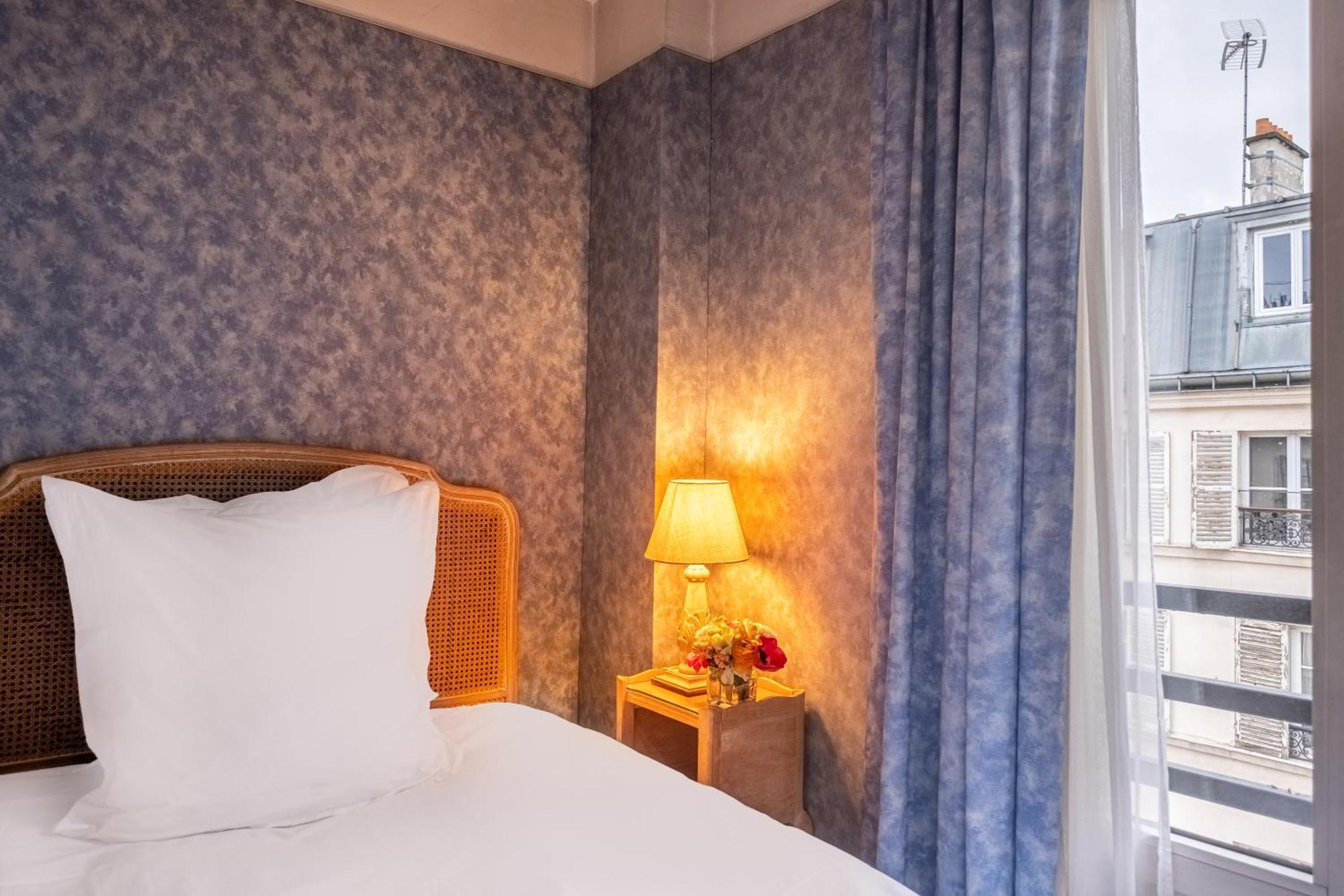 Baudelaire Opéra 3*