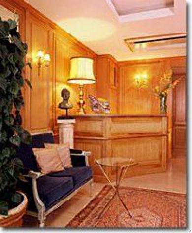 Hotel Baudelaire Opéra Parigi